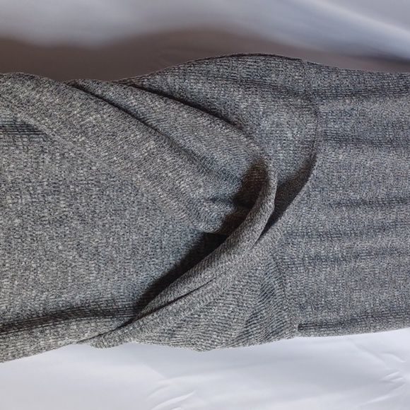 Yoyo 5 | Textured Knit Scoop Neck Bodycon Dress  Large - Picture 5 of 8